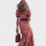 Elegantes Rosa Maxi-Kleid mit kurzen Ärmeln