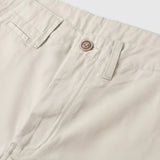 Chinos für Männer in Sandbeige – Lockere Passform