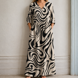 Ulrike™ | Elegantes Maxikleid mit grafischem Wellenmuster