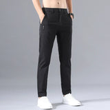 Lässige Chino-Hosen für Herren