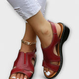 Christina – Orthopädische Leder-Sandalen mit komfortablem Absatz