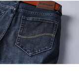 Business-Jeans aus Denim
