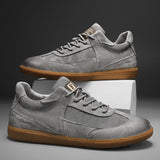 Lässige Leder Sneakers