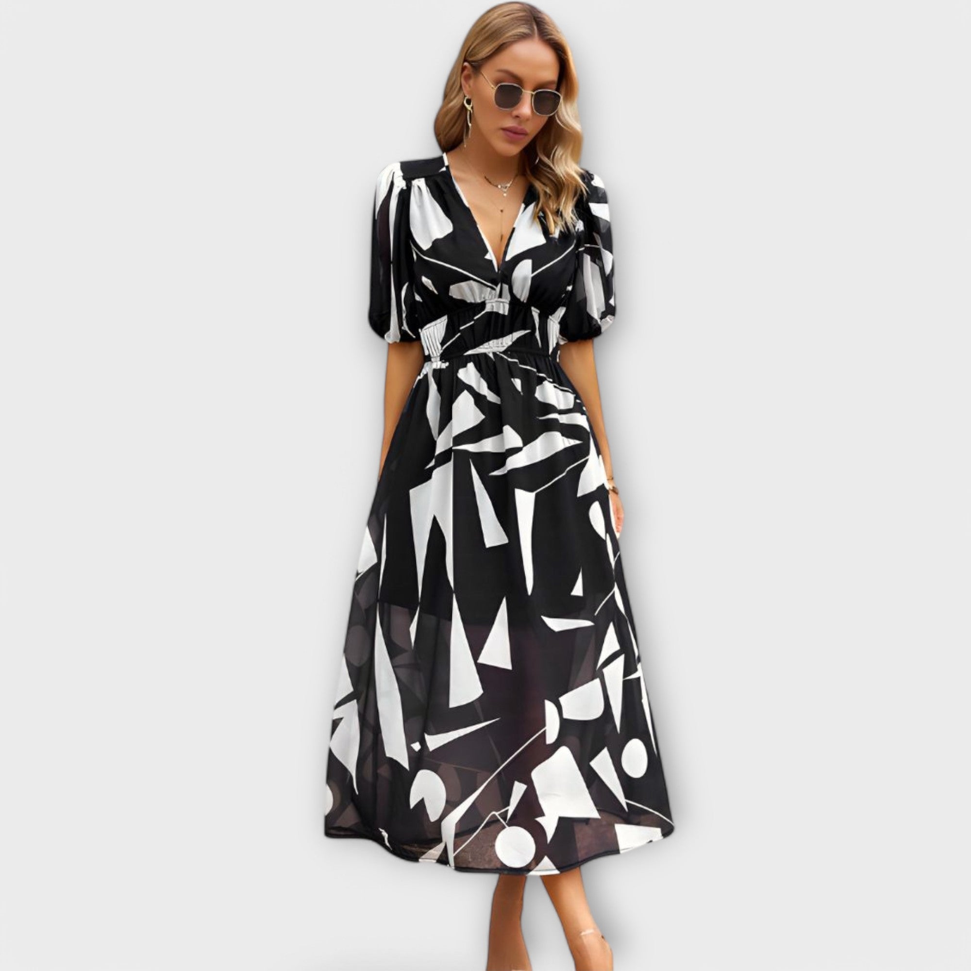 Abstraktes Maxi-Kleid mit Puffärmeln