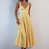 MALKA | Stilvolles Maxikleid mit Zartem Fall